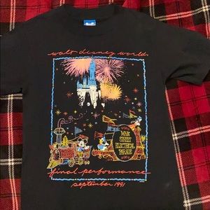 Vintage walt disney world T-shirt